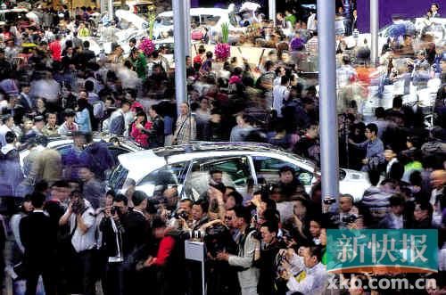 欧美关厂裁员 亚洲开疆扩土