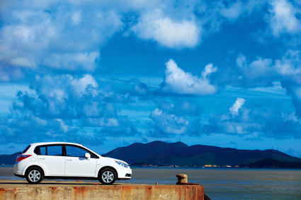 凌驾自由--试驾东风日产启辰R50(图)