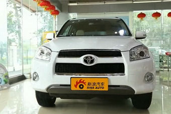 视频：2012款丰田RAV4高清视频详解