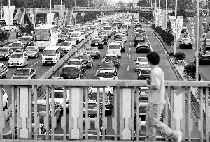 北京疏导逐级启动 最多投入7000余交警