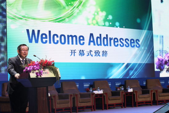 万钢:未来几年是新能源车培育期和攻坚期