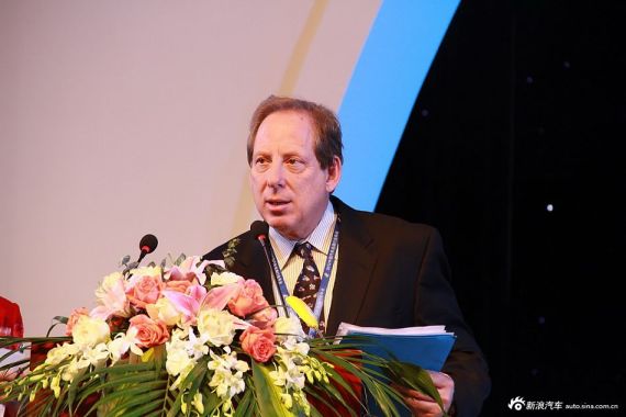 Bruce Bendell:多元化服务提高客户忠诚度