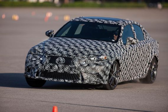 雷克萨斯IS测试车曝光 北美车展首发