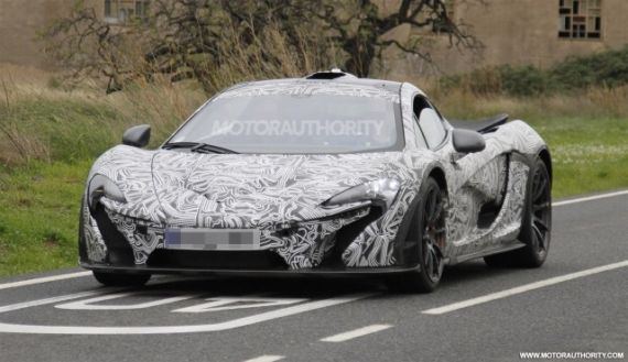 全新迈凯轮P1量产车型轻度伪装谍照曝光