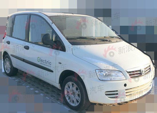换电新模式 众泰朗悦E300纯电动车型