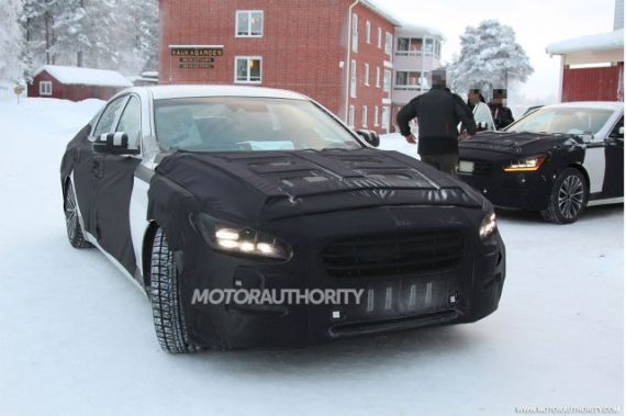 2014款现代劳恩斯谍照曝光 下半年将亮相