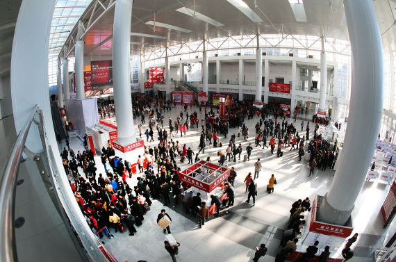 6000家企业参与 第16届汽车用品展开幕