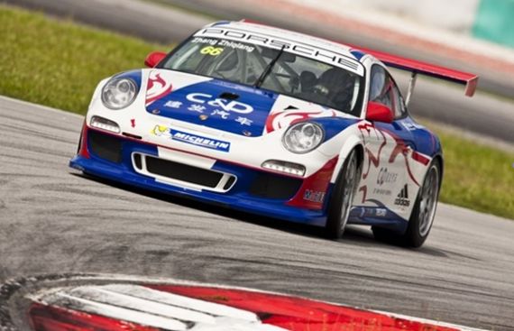 新浪汽车再次助力建发车队征战2013PCCA