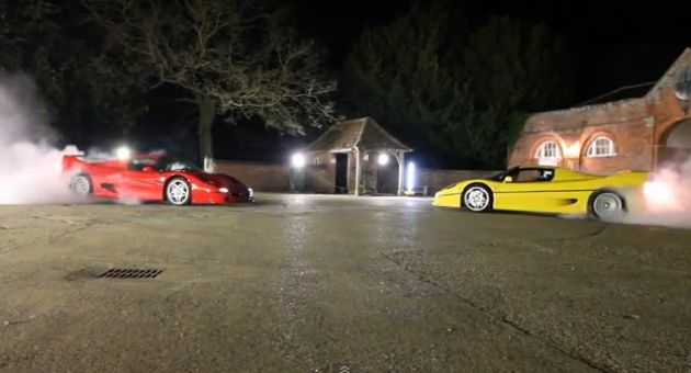 烟雾缭绕 法拉利F50的拔河比赛