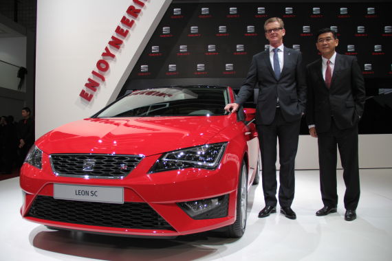 西雅特携四款全新车型亮相上海车展