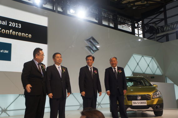 新A级概念车领衔 铃木汽车亮相上海车展