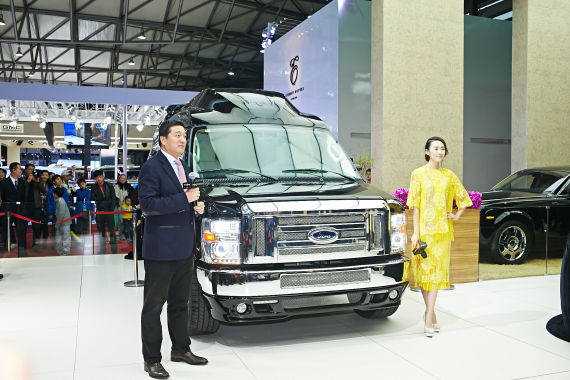 星客特全新品牌形象亮相2013年上海车展