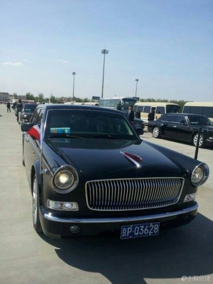 奥朗德访华所乘坐中国国产红旗专车曝光(图)