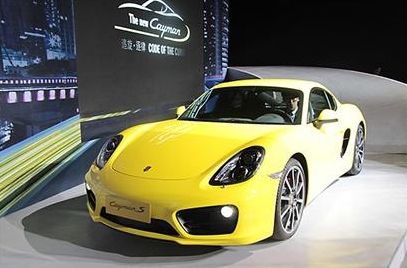 保时捷新款双门硬顶跑车CAYMAN登陆成都