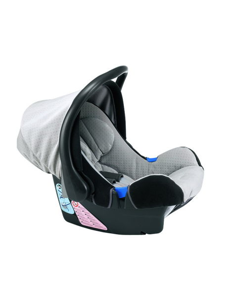 梅赛德斯-奔驰儿童安全座椅为儿童乘车出行保驾护航