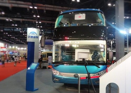 全新力作 宇通10米一层半新车荣耀上市