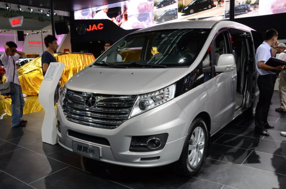 2013款瑞风M5深圳上市 后排媲美商务舱