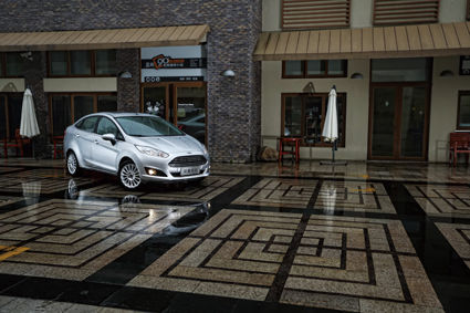 小飞侠--试驾长安福特新嘉年华(图)