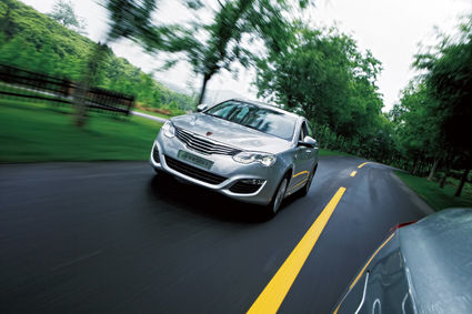 新定义--试驾上汽全新荣威550(图)