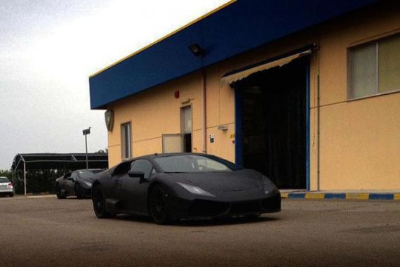 全新兰博基尼Cabrera谍照曝光 明年上市