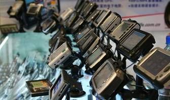 论车载导航和便携式导航之争