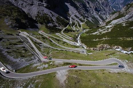 库尔沃老爷车赛Bormio再开跑