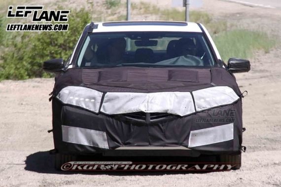 2015全新讴歌TLX最新谍照曝光 明年亮相