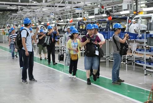 中国一汽60年大庆 全国主流媒体聚焦一汽佳宝森雅