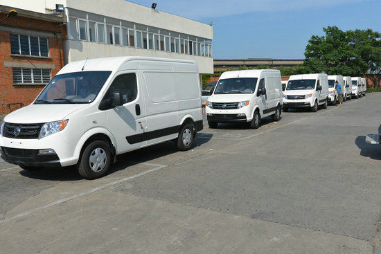 东风御风中标山东菏泽烟草局配送车订单