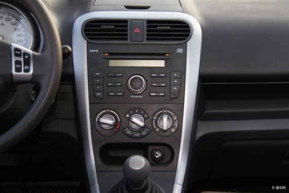 冰火两重天 派喜教你夏季安全用车