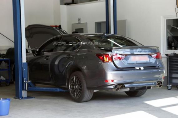 雷克萨斯GS F谍照曝光 动力或达343千瓦