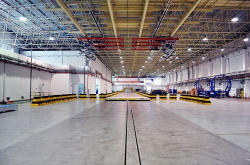 五星安全的保障 参观长安汽车碰撞实验室