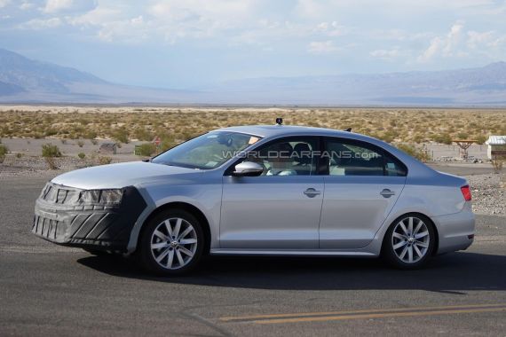 新款大众速腾谍照曝光 预计年底推出