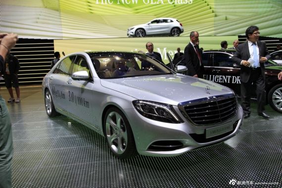 奔驰S500插电式混动车 法兰克福车展首发