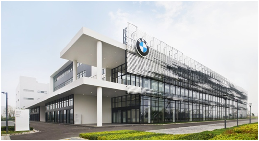 北京运通兴宝BMW车主续保超值折扣送礼包