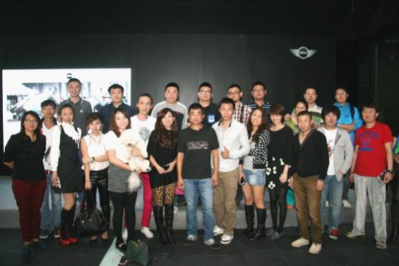 传奇特技驾驶大师降临翼翔行MINI大课堂