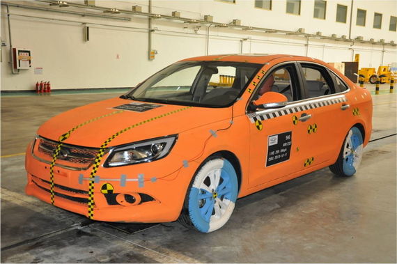 造访四大试验室 见证艾瑞泽7小偏置碰撞