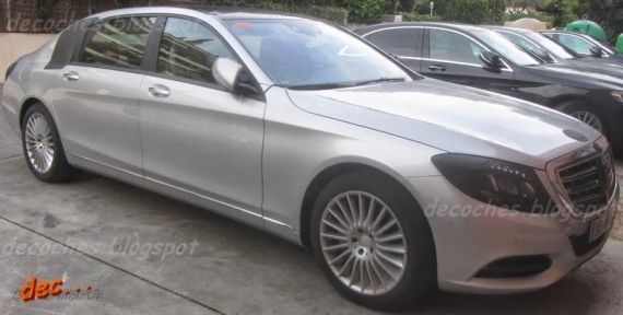 奔驰S级超长轴距版路试谍照曝光