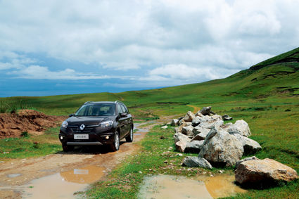 焕发新生--试驾雷诺新科雷傲(图)