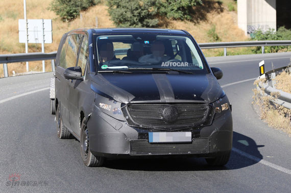 全新奔驰V级谍照曝光 日内瓦车展首发