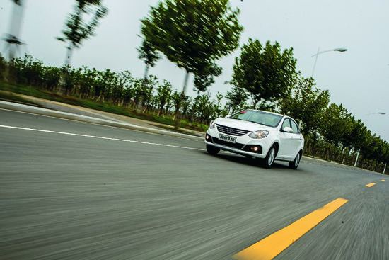 驾驭轻便 够用就好--试驾江淮和悦A30