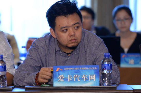 石城：新媒体不应只虚有外在形式