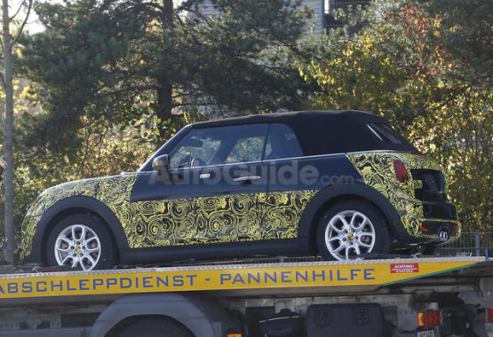 全新一代MINI Cooper敞篷车型谍照曝光