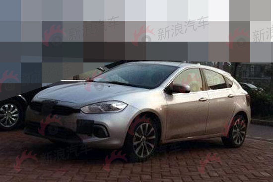 广汽菲亚特第二款车型 菲翔两厢实拍