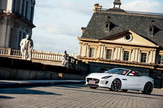 火  “豹”一线--试驾捷豹F-TYPE