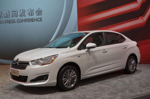 雪铁龙C4L智驱版上市 售13.59-16.99万