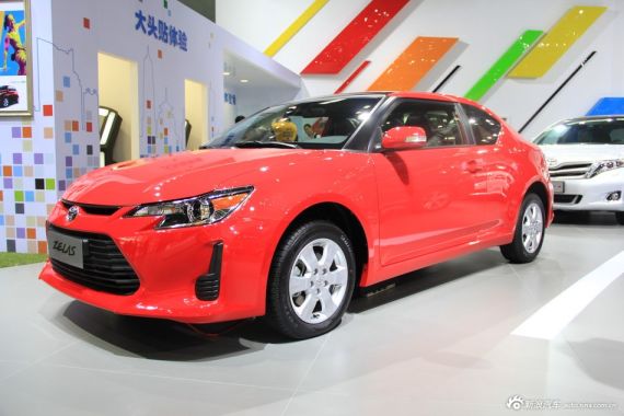 丰田杰路驰豪华版上市 售价24.56万元