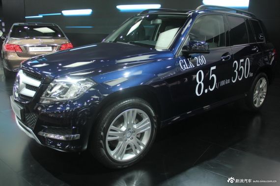 奔驰GLK260动感型上市 售39.8万元
