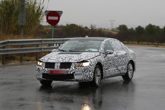 新一代帕萨特最新谍照曝光 轴距加长