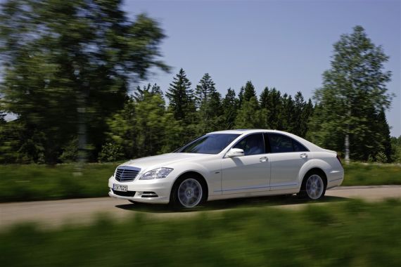 部分进口奔驰S级轿车召回 在华涉及282辆